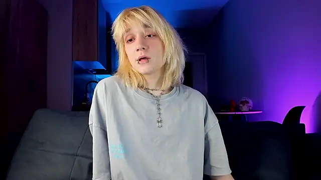 Snapshot of Gregory_Byyrd chatting on 02-08-25, 10:29 Gregory Byyrd online show from 02-08-25, 10:29