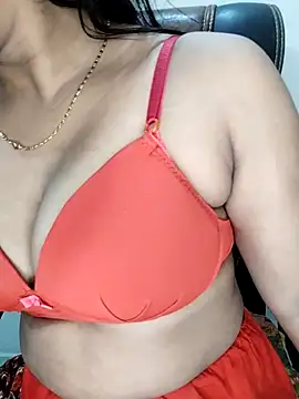 Snapshot of Tapur- chatting on 10-26-25, 03:07 Tapur- online show from 10-26-25, 03:07