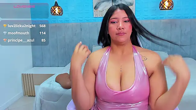 Snapshot of estrella_bigboobs14 chatting on 05-17-26, 09:06 estrella bigboobs14 online show from 05-17-26, 09:06