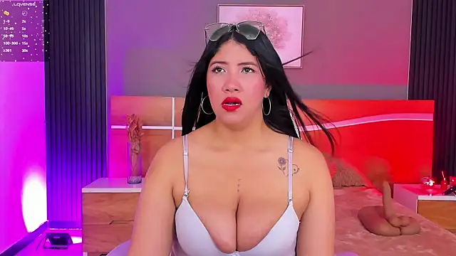 estrella bigboobs14 online show from 07-28-26, 03:02