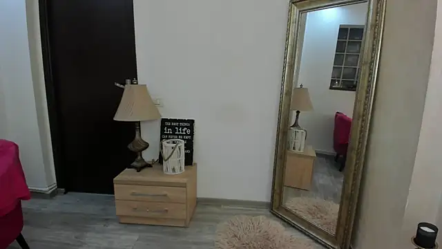 Snapshot of Kathy_Evvy chatting on 01-24-25, 11:23 Kathy Evvy online show from 01-24-25, 11:23