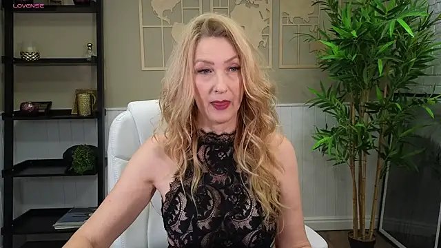 LadyLeea online show from 01-22-25, 05:26