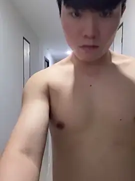 Snapshot of thehornyboyz chatting on 02-15-26, 02:47 thehornyboyz online show from 02-15-26, 02:47