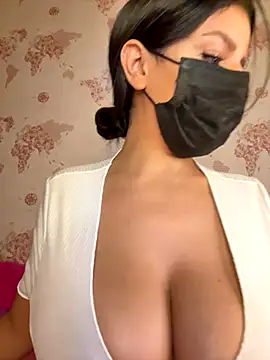 shanelle0 online show from 10-20-25, 01:39