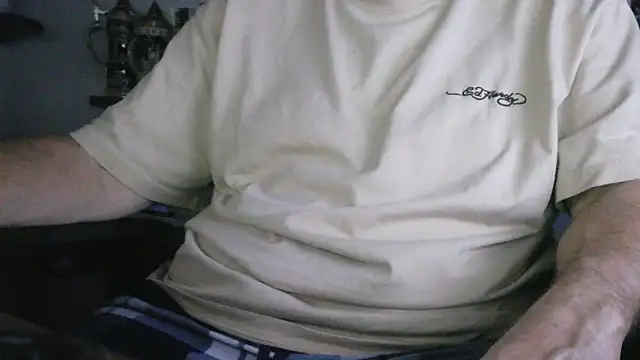 Leo Sanders online show from 02-10-26, 04:16