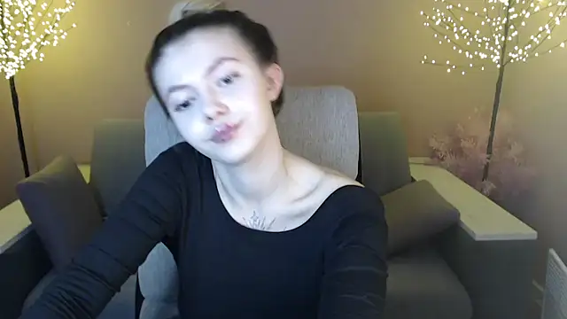 Ritaneer online show from 12-17-24, 12:33