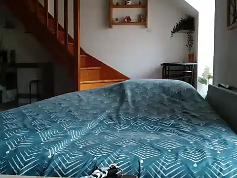 Snapshot of Lauzo21 chatting on 09-11-25, 05:51 Lauzo21 online show from 09-11-25, 05:51