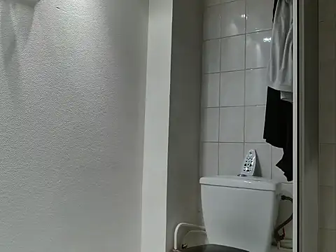 Snapshot of Lauzo21 chatting on 09-22-25, 03:19 Lauzo21 online show from 09-22-25, 03:19