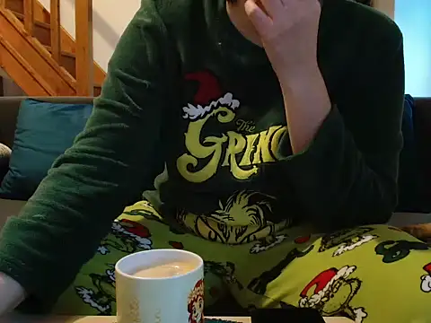 Lauzo21 online show from 11-26-25, 06:58