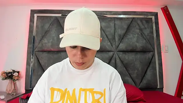 AbbySmiitth  online show from 12-19-25, 06:59