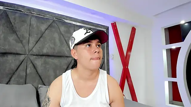 AbbySmiitth  online show from 04-15-26, 10:21