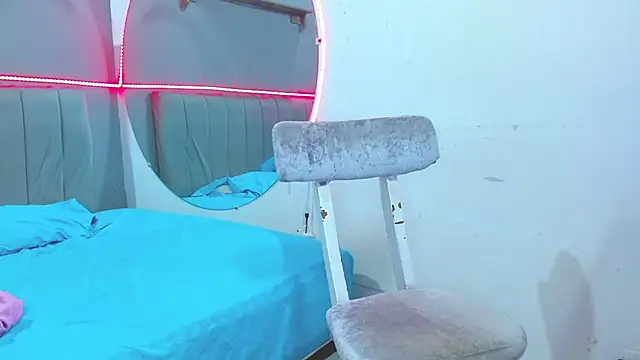 Snapshot of minimi_naty chatting on 12-05-24, 08:00 minimi naty online show from 12-05-24, 08:00