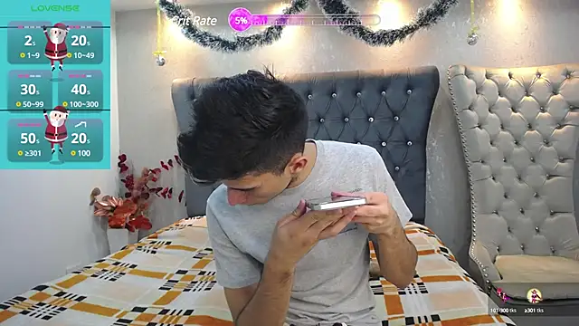 Snapshot of MrWilliseo chatting on 12-19-24, 07:40 MrWilliseo online show from 12-19-24, 07:40