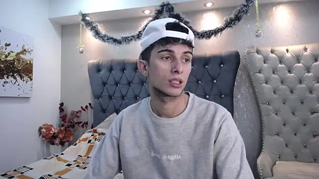 Snapshot of MrWilliseo chatting on 01-04-25, 07:55 MrWilliseo online show from 01-04-25, 07:55