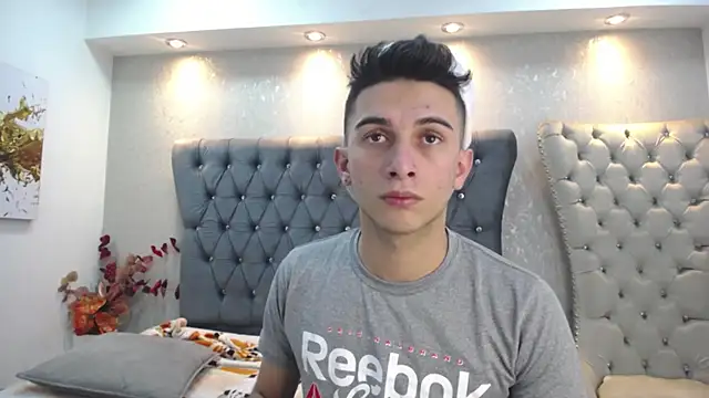 Snapshot of MrWilliseo chatting on 01-08-25, 10:58 MrWilliseo online show from 01-08-25, 10:58