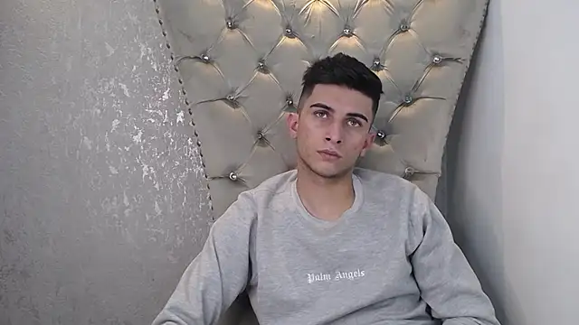 Snapshot of MrWilliseo chatting on 01-24-25, 09:15 MrWilliseo online show from 01-24-25, 09:15