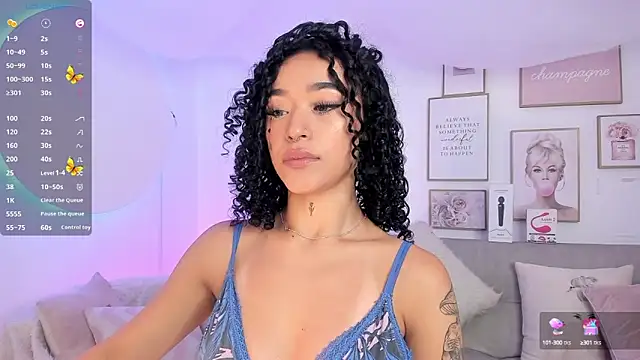 Crystal Dluna online show from 01-18-25, 12:26