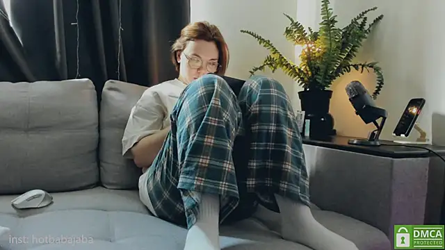 whoa-hoa-hoa-hoa-hoa online show from 02-27-25, 11:31