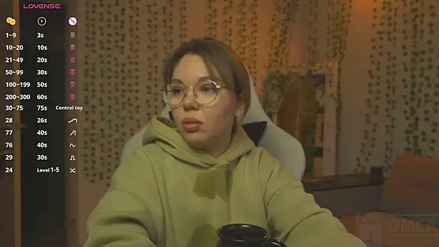 whoa-hoa-hoa-hoa-hoa online show from 04-23-26, 08:22