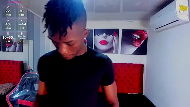 Snapshot of KENDER21_ chatting on 01-03-25, 12:41 KENDER21 online show from 01-03-25, 12:41