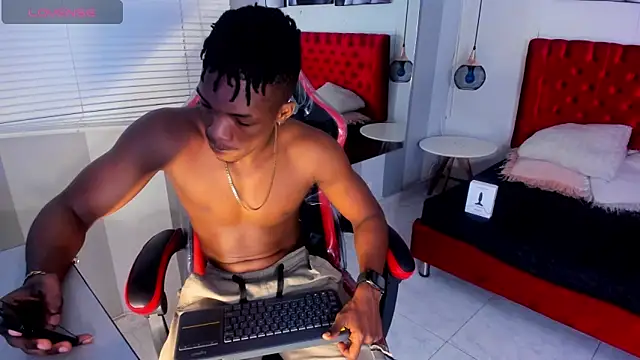 Snapshot of KENDER21_ chatting on 01-15-25, 03:07 KENDER21 online show from 01-15-25, 03:07
