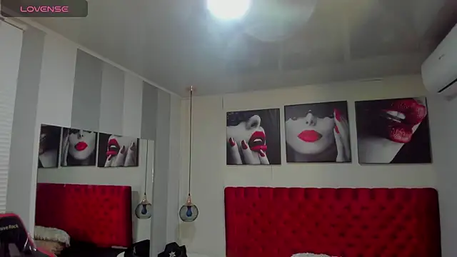 Snapshot of KENDER21_ chatting on 02-12-25, 12:22 KENDER21 online show from 02-12-25, 12:22