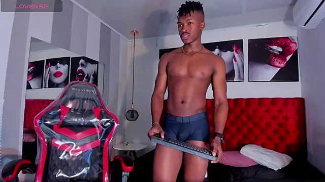 Snapshot of KENDER21_ chatting on 02-23-25, 12:59 KENDER21 online show from 02-23-25, 12:59