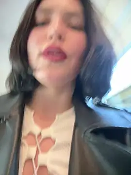 meow girl online show from 12-27-24, 10:23