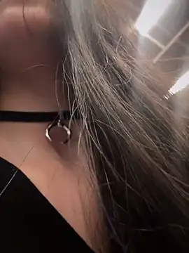 meow girl online show from 02-19-25, 11:06