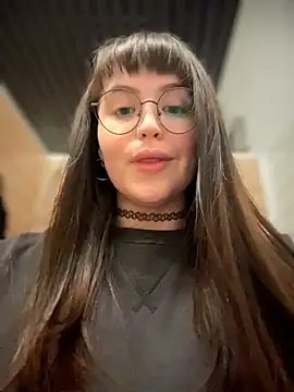 meow girl online show from 07-28-26, 12:12