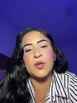 Snapshot of Miss_Ivy4 chatting on 02-08-25, 01:54 Miss Ivy4 online show from 02-08-25, 01:54