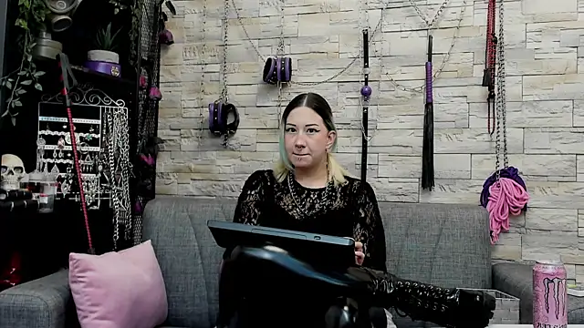 CruelMistress online show from 04-09-26, 12:43