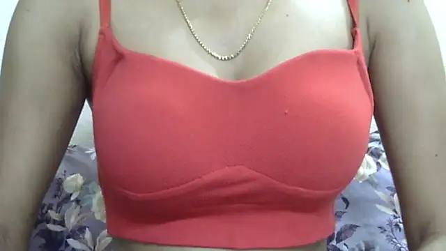  FluffyHxney  online show from 06-13-26, 04:49
