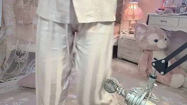 JennieKim RoseannePark online show from 12-20-24, 04:25