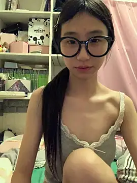 JennieKim RoseannePark online show from 03-09-26, 05:50