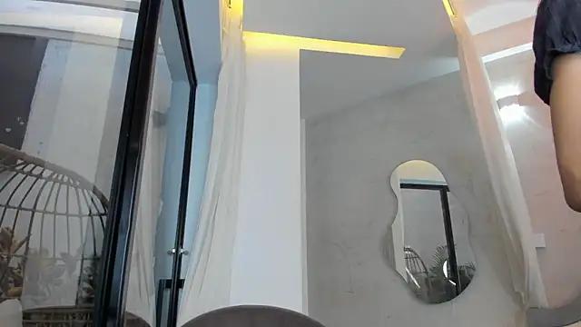 Venusflame   online show from 11-19-25, 11:32