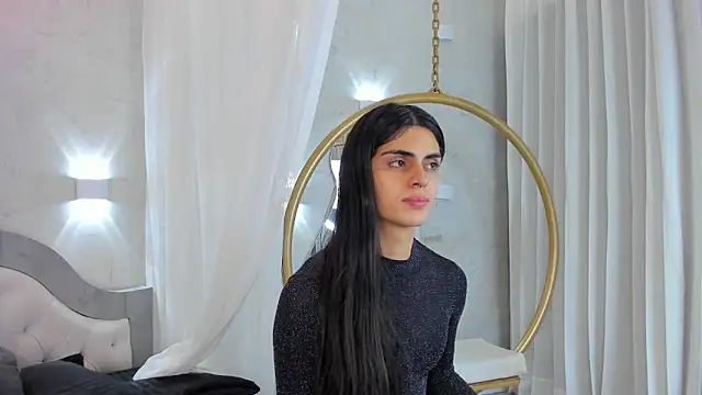 Venusflame   online show from 12-04-25, 12:03