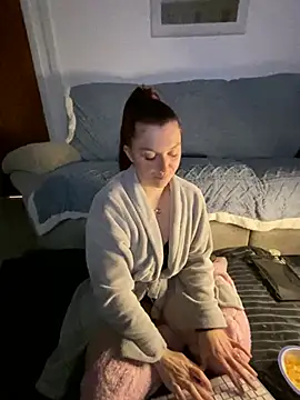 Stoner BarbieXX online show from 02-16-25, 10:54