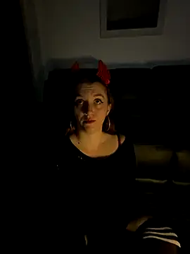 Stoner BarbieXX online show from 10-23-25, 09:46