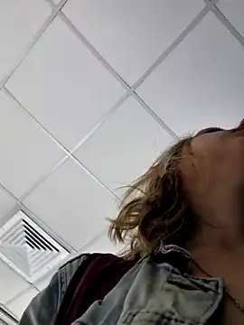 Public Katrisha online show from 01-03-25, 01:58