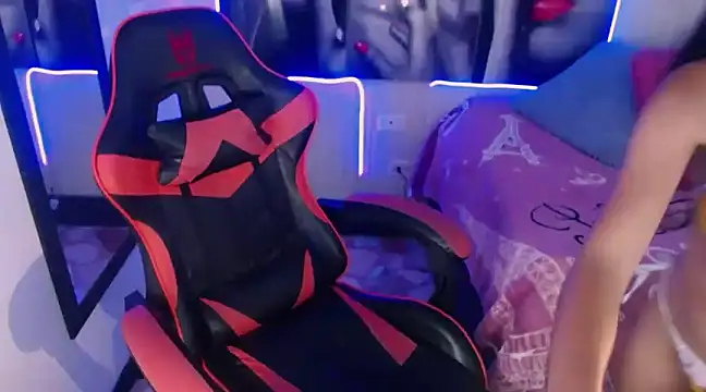 Snapshot of zoe_connor19 chatting on 03-11-25, 02:54 zoe connor19 online show from 03-11-25, 02:54