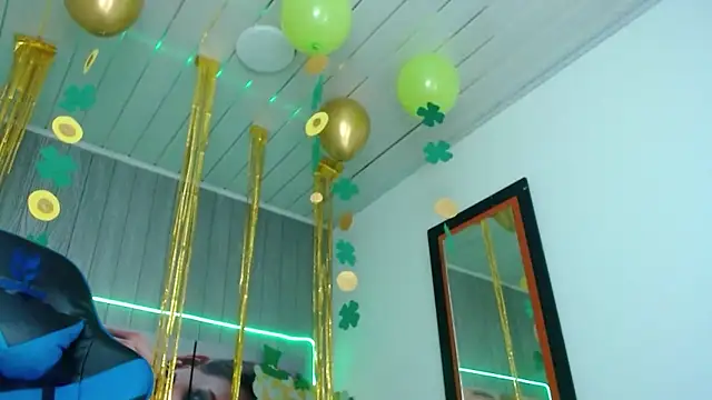 Snapshot of zoe_connor19 chatting on 03-20-25, 03:34 zoe connor19 online show from 03-20-25, 03:34