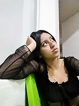 Snapshot of zoe_connor19 chatting on 09-10-25, 09:37 zoe connor19 online show from 09-10-25, 09:37