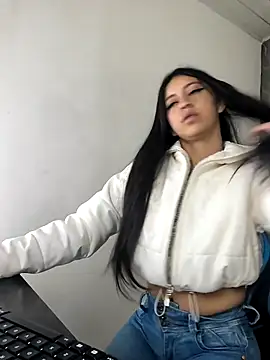 Snapshot of zoe_connor19 chatting on 09-21-25, 01:02 zoe connor19 online show from 09-21-25, 01:02