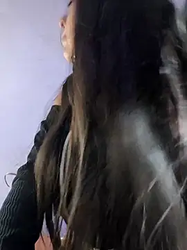 Snapshot of zoe_connor19 chatting on 10-05-25, 11:30 zoe connor19 online show from 10-05-25, 11:30