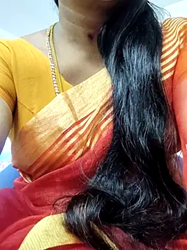 Snapshot of Tamilrojanew chatting on 05-17-26, 07:06 Tamilrojanew online show from 05-17-26, 07:06
