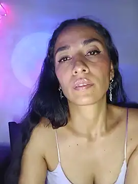 chloewildd  online show from 05-31-26, 12:08