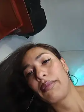 chloewildd  online show from 07-05-26, 10:06