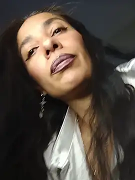 chloewildd  online show from 07-23-26, 11:24