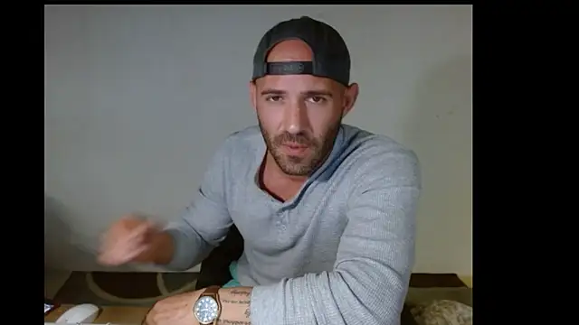 Snapshot of TheNakedPreacher chatting on 03-02-25, 07:32 TheNakedPreacher online show from 03-02-25, 07:32